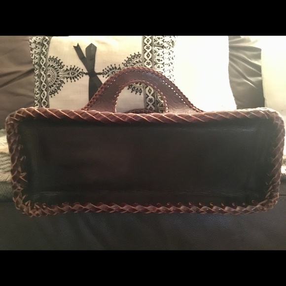 Rich vintage patterned leather reddish brown purse - Picture 3 of 7